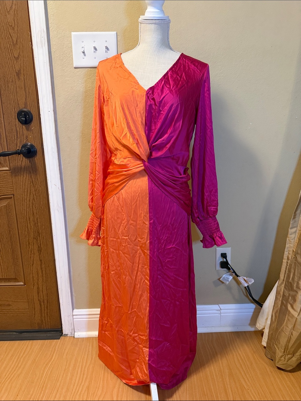 Twist-Front Colorblock Long Sleeve Maxi Dress - Pink & Orange